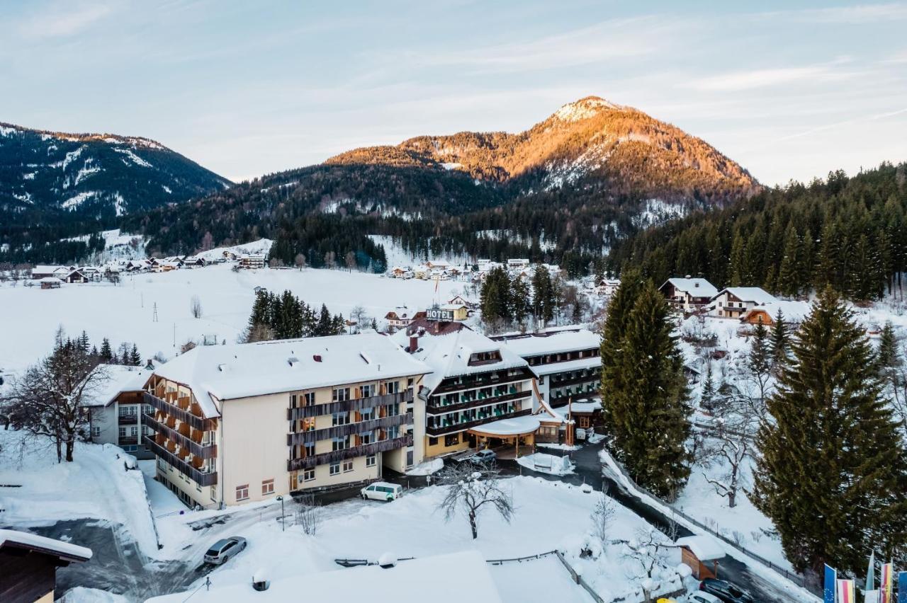 Optimamed Gesundheitsresort Weissbriach Gmbh Exteriör bild