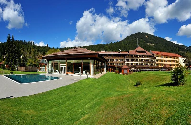 Optimamed Gesundheitsresort Weissbriach Gmbh Exteriör bild